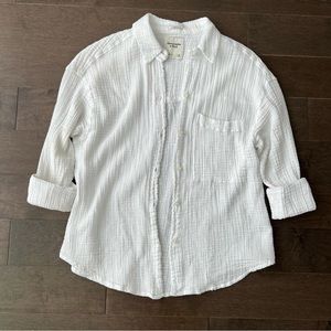 Abercrombie Oversized Gauzy Shirt white size medium 100% cotton
